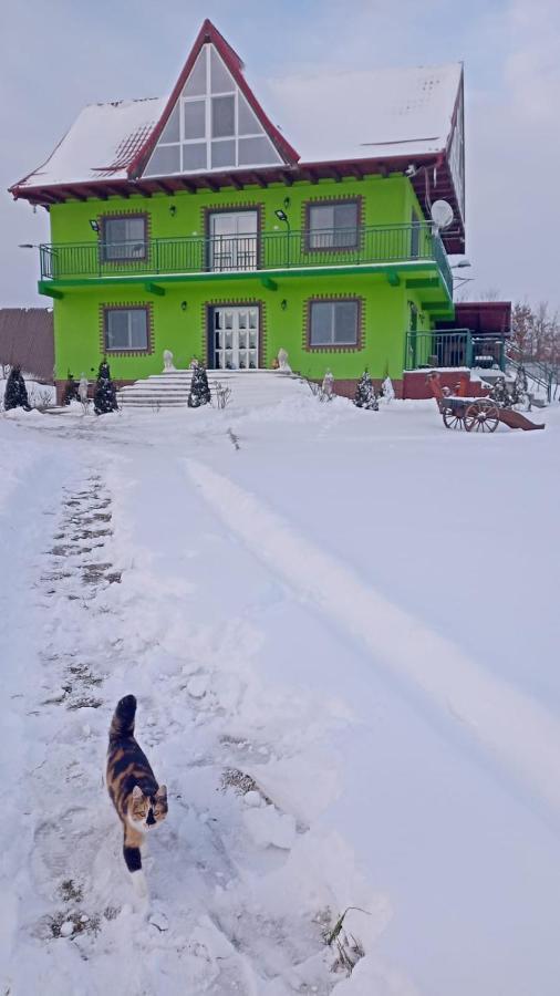 La Capra Vecinului Oglinzi Exterior foto